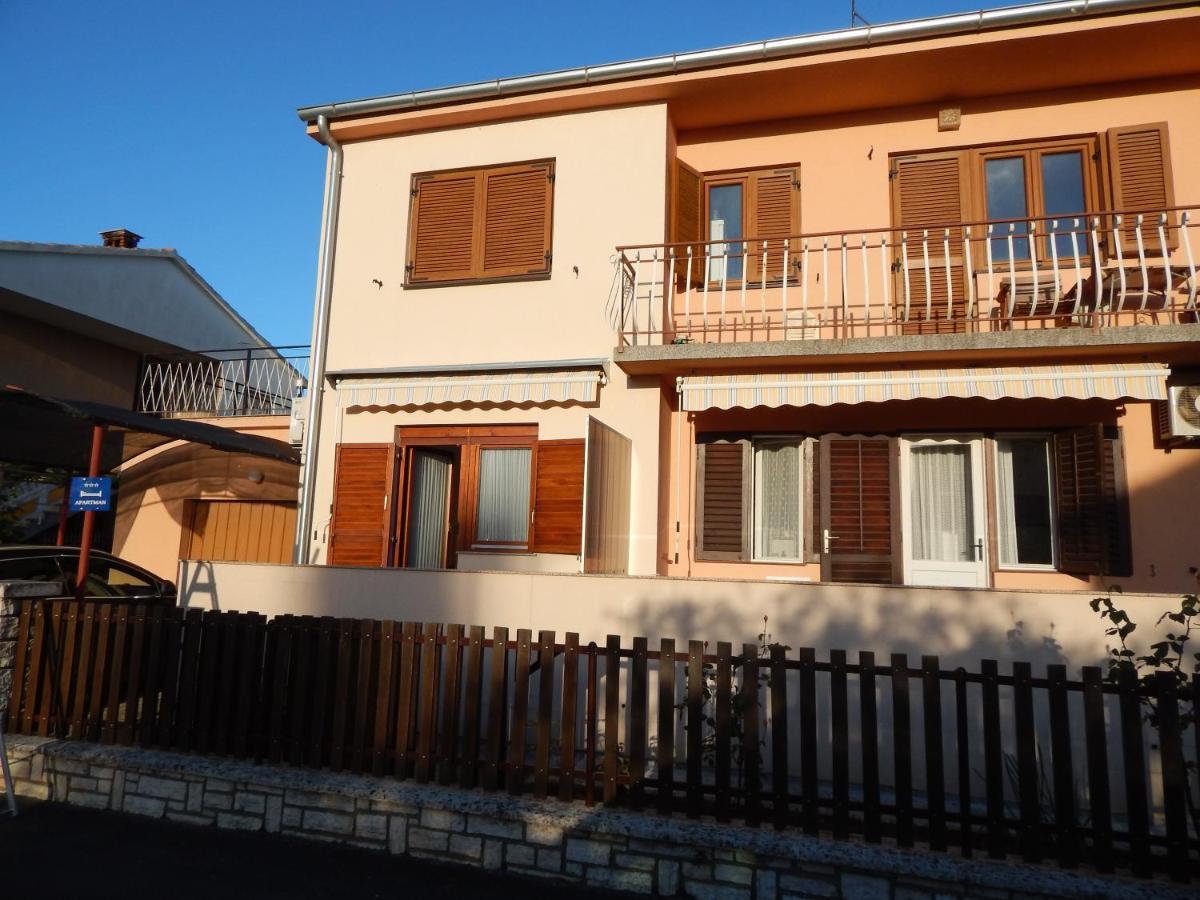 Apartment Jelena Fažana Zewnętrze zdjęcie