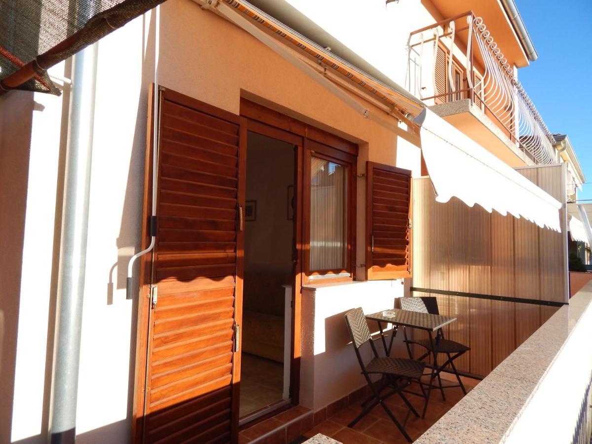Apartment Jelena Fažana Zewnętrze zdjęcie