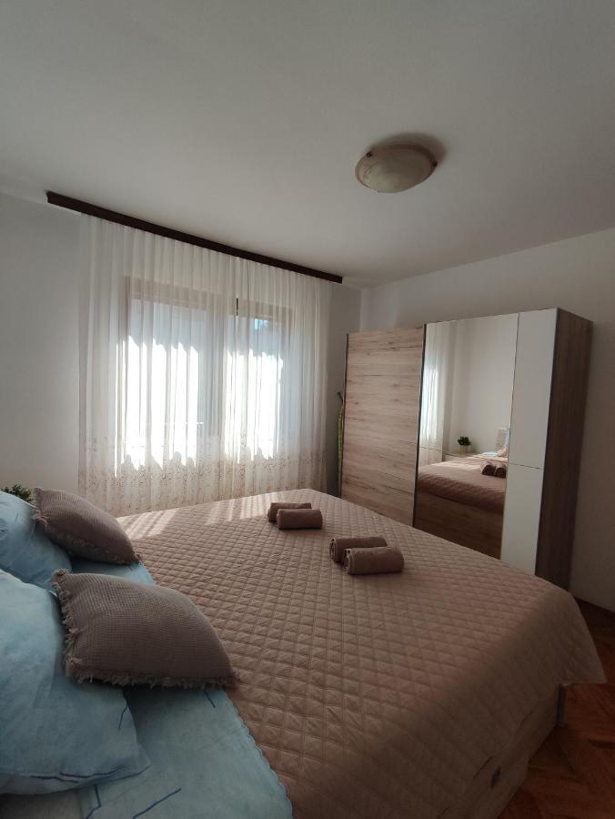Apartment Jelena Fažana Zewnętrze zdjęcie
