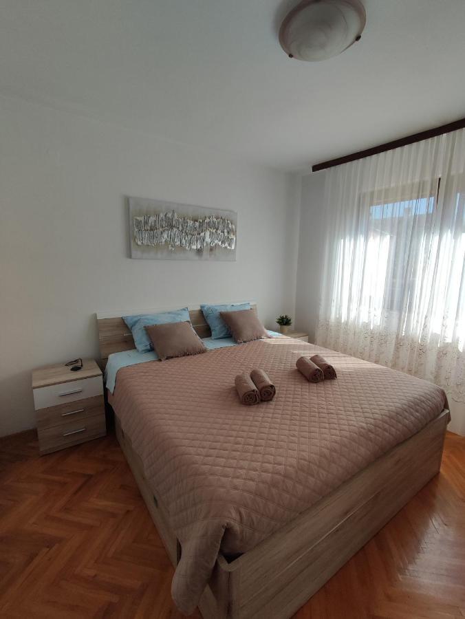 Apartment Jelena Fažana Zewnętrze zdjęcie